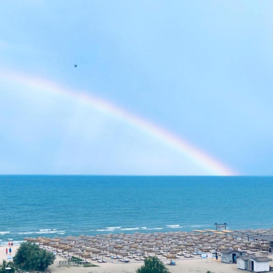 Sunset Sea View Apartament 마마이아 외부 사진